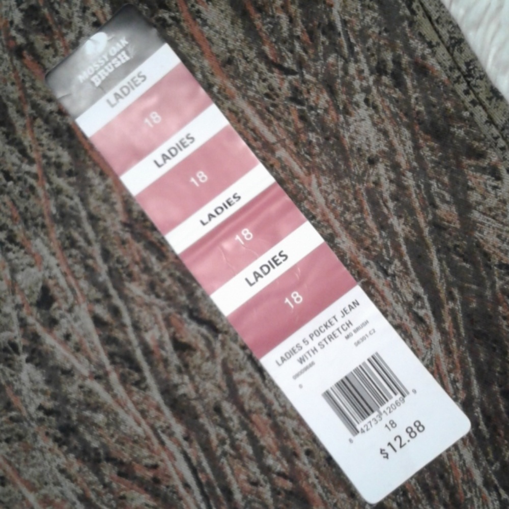Ladies Mossy Oak 5 Pocket Stretch Jean - Picture 4 of 7